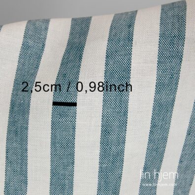 100% linstoff i turkis striper.