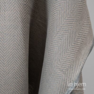 Lin-bomulls stoff i gran mønster, grått.