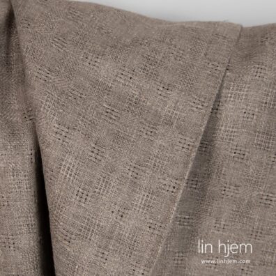 Linstoff i naturlig farge, stripete.