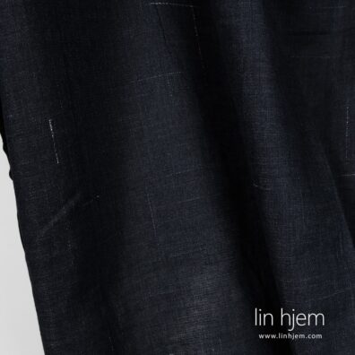 Mørkeblått stripete 100% linstoff.