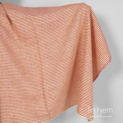 Linstoff i gule og røde ruter.