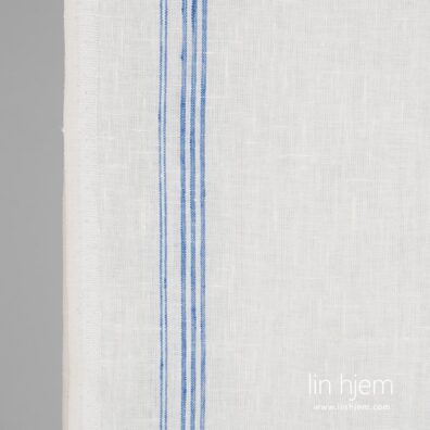 Blå stripete håndkle stoff.