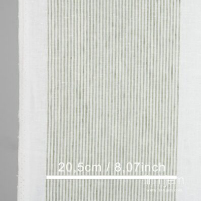 Grønnaktig stripete 100% linstoff.