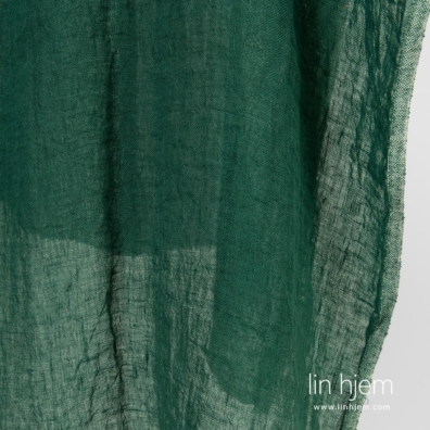 Grønt 100% linstoff, vasket.