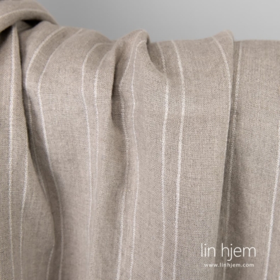 Naturlig linstoff i mønstrete striper, vasket.