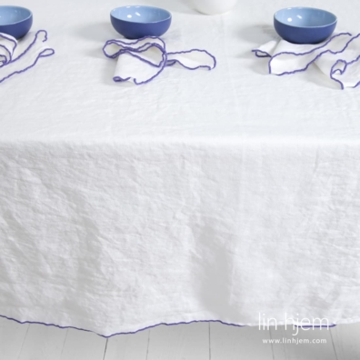 Hvit linduk av ARVO kolleksjon.