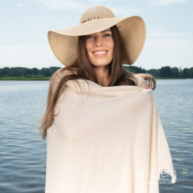 Halvlin brunt strandhåndkle med 2cm frynser