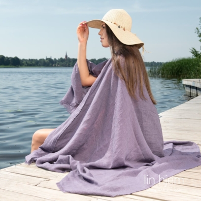 Farge: vevd tretonet lilla garn, melange