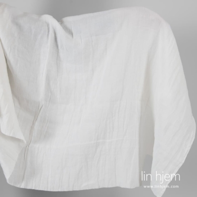 Råhvitt vasket linstoff, vasket