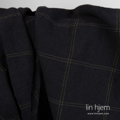 Farge: svart og mørkegrønn