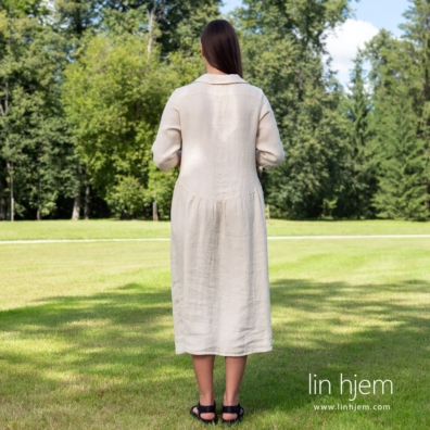 Lang beige kjole i lin