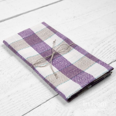 Fiolett Kjøkkenhåndkle Av Lin I Rombe