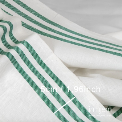 Mønster: kypertvev, vertikale striper på hver side