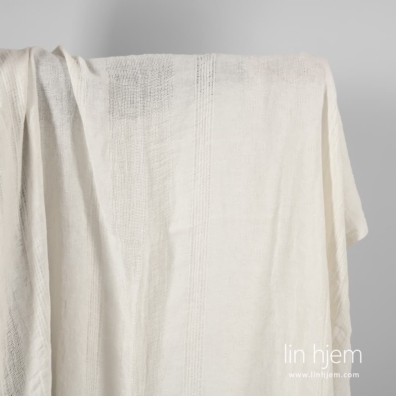 Linstoff hvitt med sjeldne striper vasket