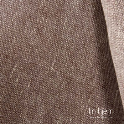 Farge: gulaktig hvit og brun, melange