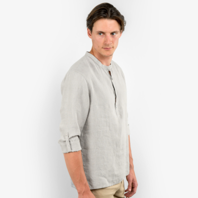 Farge: naturlig (ufarget) lin og lys blågrå