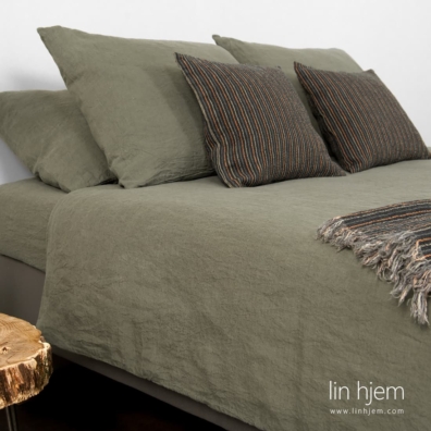 Grønnaktig grått lin dynetrekk med knapper VAGABOND.