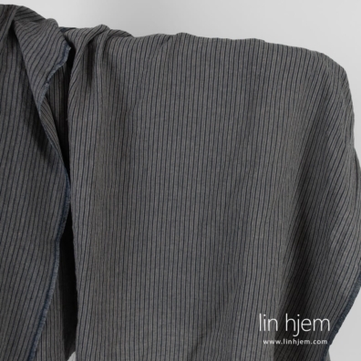 Linstoff svart stripet vasket