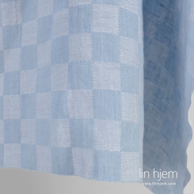 Halvlin stoff blåaktig rutete vasket, mykt, skånsomt