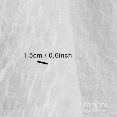 Linstoff knall hvit fin mønstret med ruter