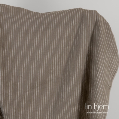 Linstoff brunlig stripete vasket