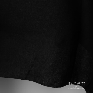 Linstoff svart passer til å sy klær og hjemmetekstiler