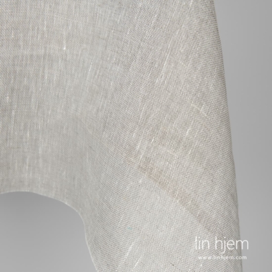 Gjennomsiktig linstoff lys grått egner seg til å sy gardiner og skjerf