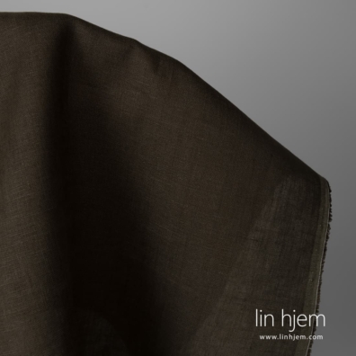 Linstoff i fargen mose passer til å sy klær og hjemmetekstiler