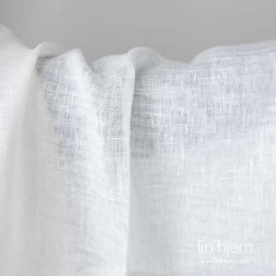 Linstoff snøhvitt lett, løstvevd, gjennomsiktig