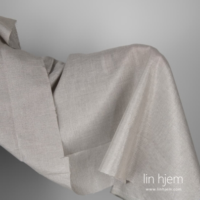 Skinnende linstoff i naturlig grå farge