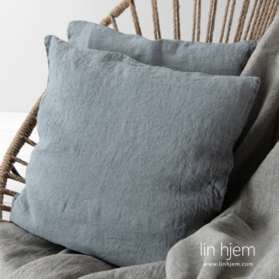 MAMBA lin pledd blåaktig og blågrå putevar