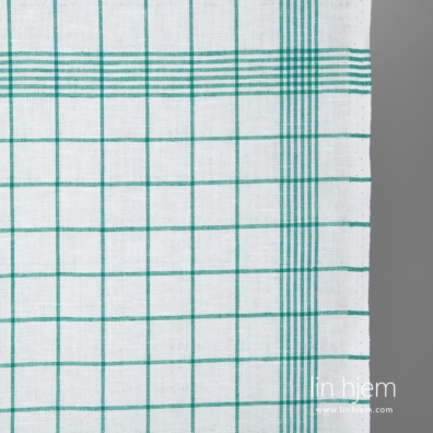 Halvlin stoff med grønne ruter