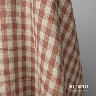 Linstoff brun-grå rutete vasket egner seg til å sy klær og hjemmetekstiler