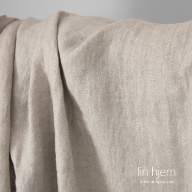 Linstoff i "fiskebein" mønster hvit-naturlig vasket