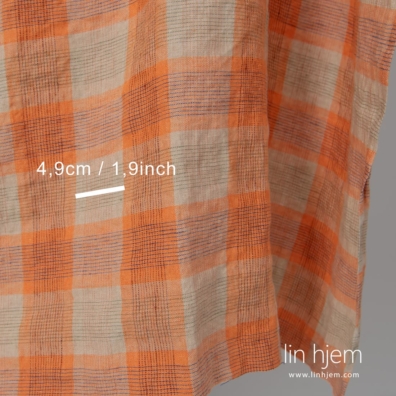 Linstoff oransje rutete vasket, 145cm bredt