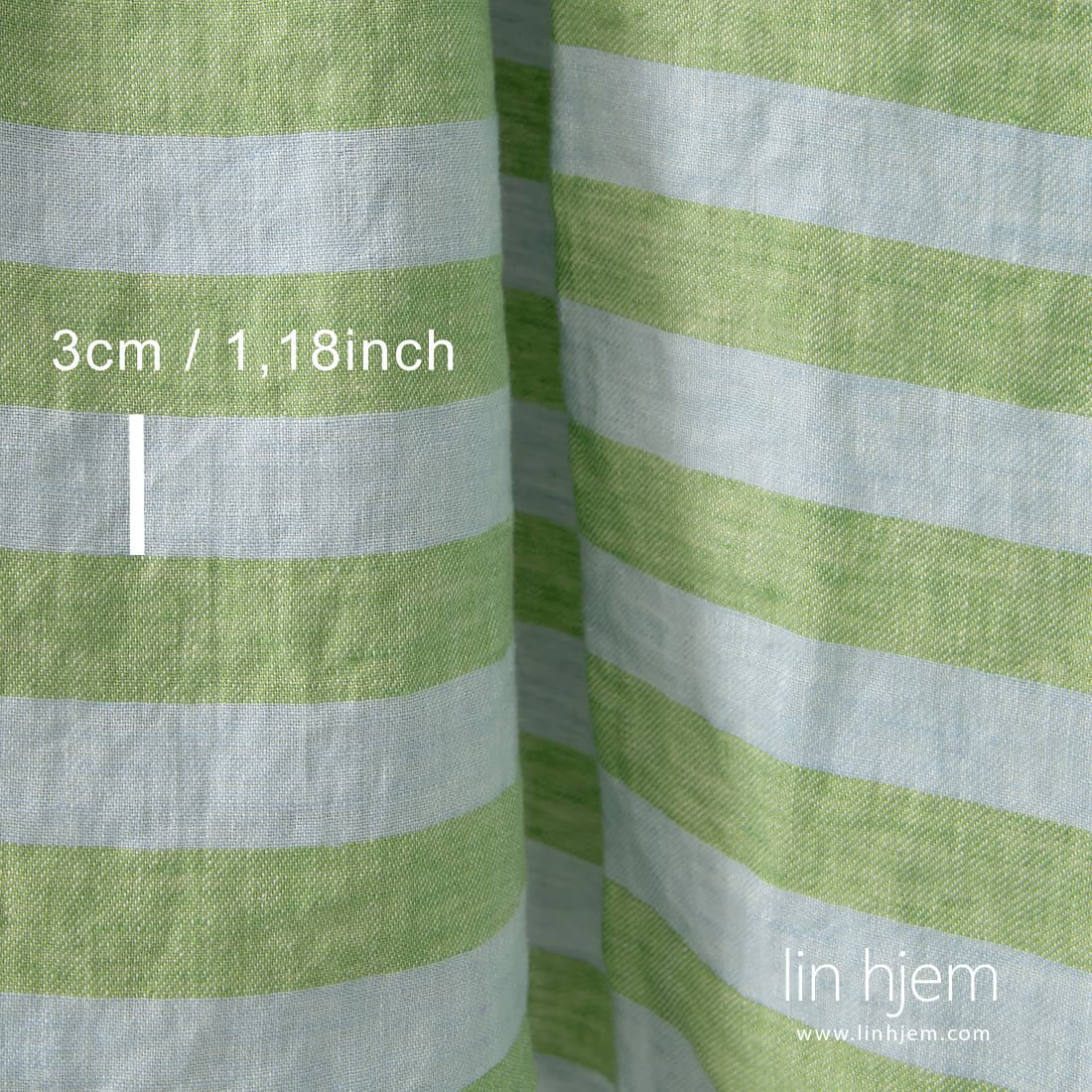 Linstoff med blå og grønne striper vasket, mykt, skånsomt