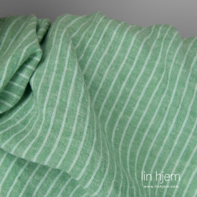 Linstoff grønn stripet vasket 285cm bredt