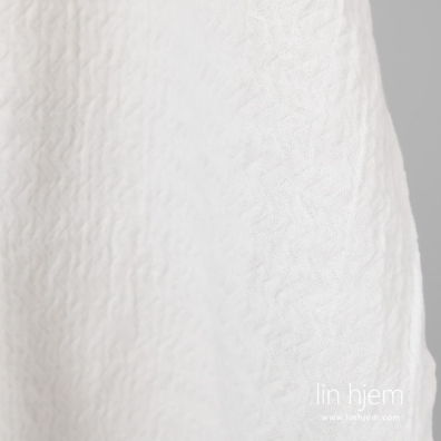 Lin-bomullsstoff knallhvitt mønstret vasket egner seg til å sy klær og hjemmetekstiler