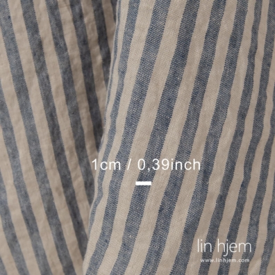 Linstoff beige-blått stripete vasket egner seg til å sy klær og hjemmetekstiler