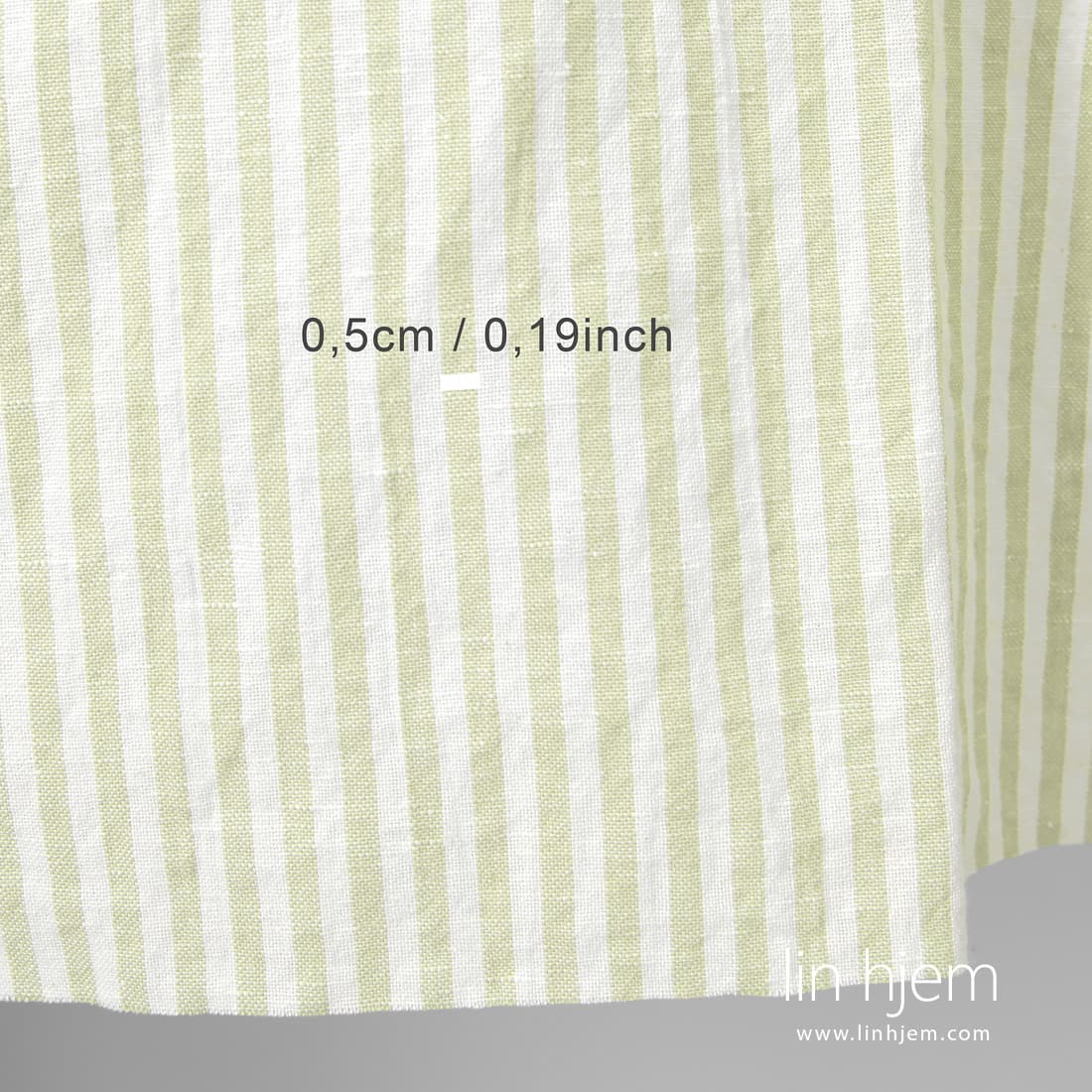 Lin-bomullsstoff grønnlig stripete vasket egner seg til å sy klær og hjemmetekstiler