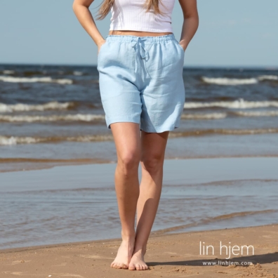 DOLFI lyseblå linshorts, midje med strikk og snøring