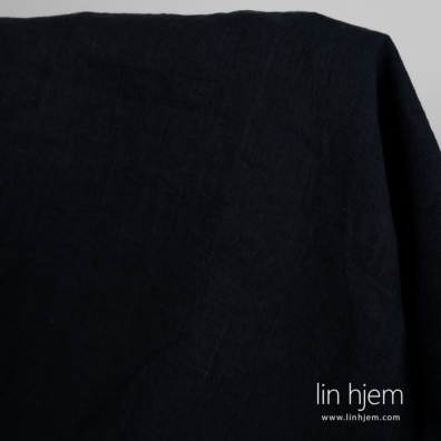 Linstoff blåsvart bredt vasket egner seg til å sy klær og hjemmetekstiler