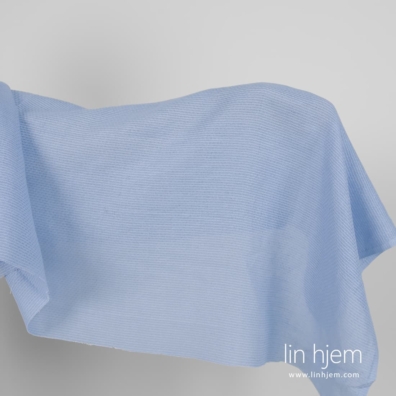 Lin-bomullsstoff lyseblått mønstret