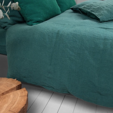 Mørkegrønt lin dynetrekk med knapper TROPICANA.