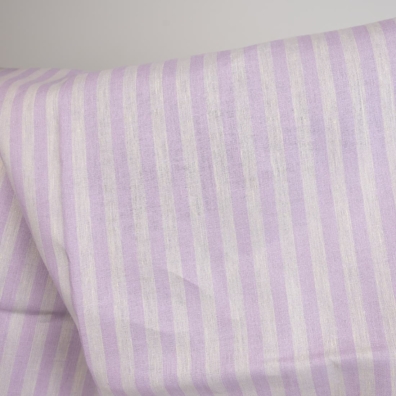 Linstoff med vertikale lyse lilla striper 150cm bredt