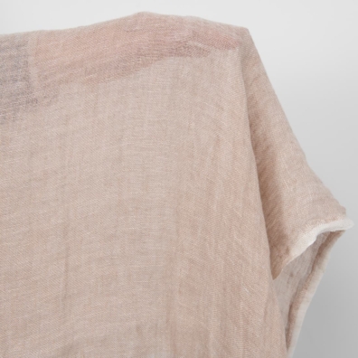 Linstoff lysbrun gjennomsiktig vasket egnet til sy skjerf og gardiner