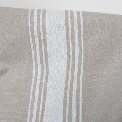 Halvlinstoff brungrått stripete 180cm bredt