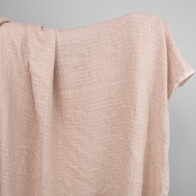 Brunlig mønstret vasket linstoff