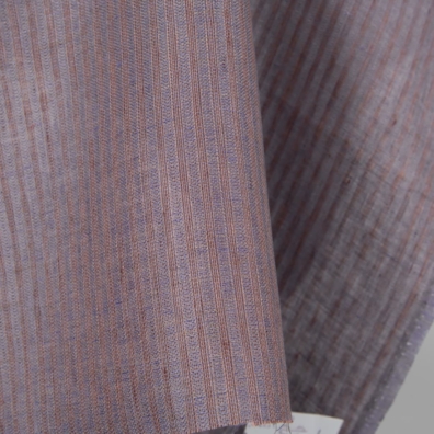 Linstoff med brune og blå striper