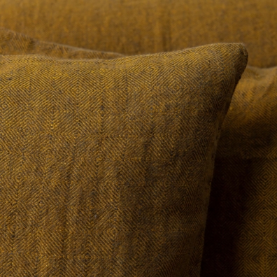 Gult lin putetrekk i mørkegrått diamanter, twill mønster